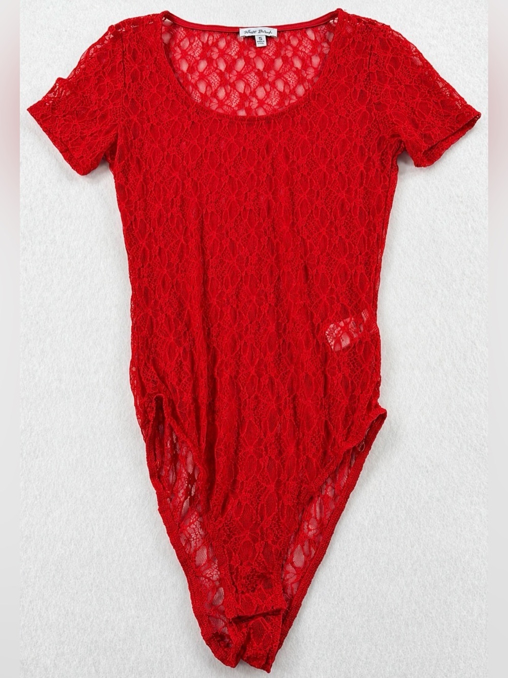 White Birch Red Sheer Floral Lace Bodysuit Boutique Size Small